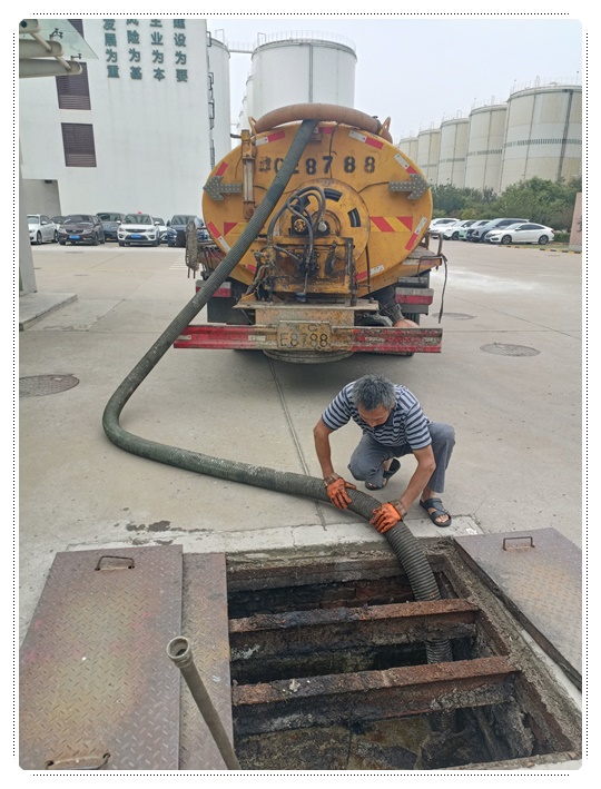 黄江镇隔油池清掏