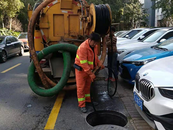 黄江镇排污管道清淤